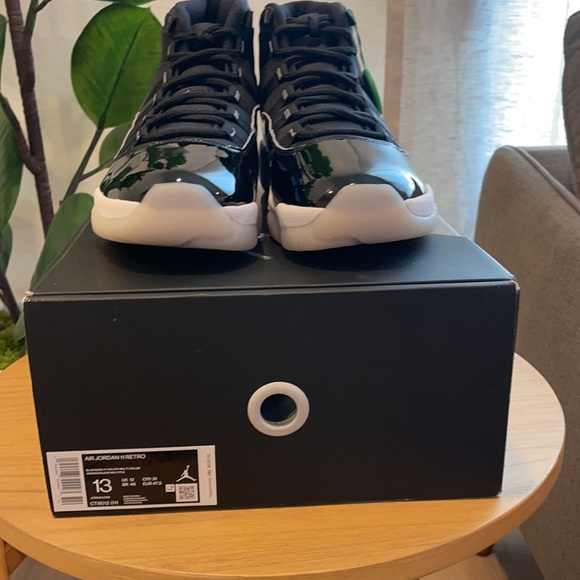Air Jordan 11 Retro Jubilee 25th Anniversary - Picture 2 of 8